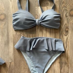 Beach Riot Daisy bikini bottoms and Sophia Knotted top size S